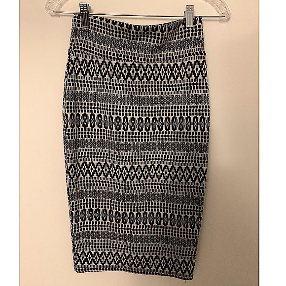 Pencil skirt - Picture 1 of 2